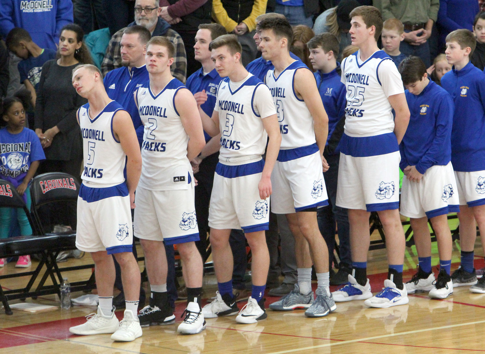 McDonell boys basketball vs Luck at Chi-Hi 3-9-19